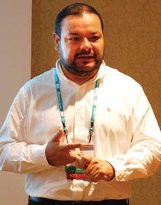 Emerson14-Day4-jose-ludena Emerson14-Day4-jose-ludena