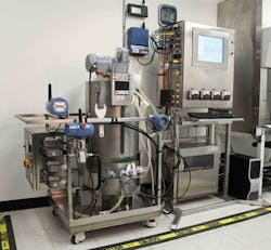 CG0905_CtrTech1 CG0905_CtrTech1