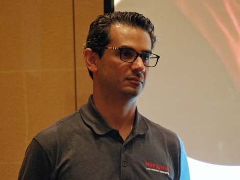 1661881343206 23wearablesnav