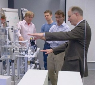 1661893069086 S320x240