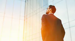 professional-man-looking-into-the-sun