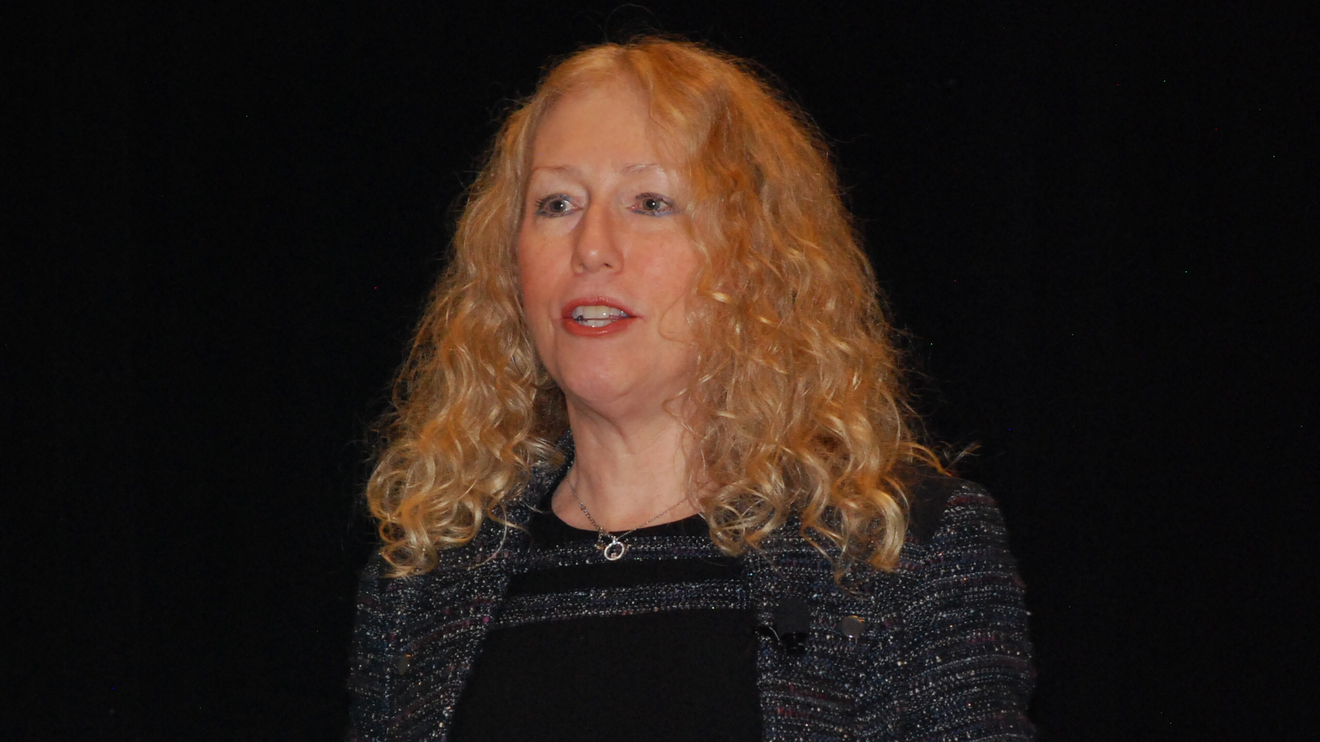 &ldquo;If we pool our resources together, share risk and share reward, maybe we can accomplish something great.&rdquo; Gillian Holcroft of ReThink Milling leads a consortium of mining companies and other interested parties in the development of new grinding technology that promises to cut energy consumption by 65% relative to traditional methods.