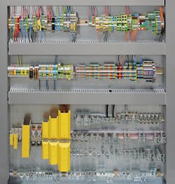 Cc Reihenklemmen Gesamt 2000px 6364addf683b3 Cc Reihenklemmen Gesamt 2000px 6364addf683b3