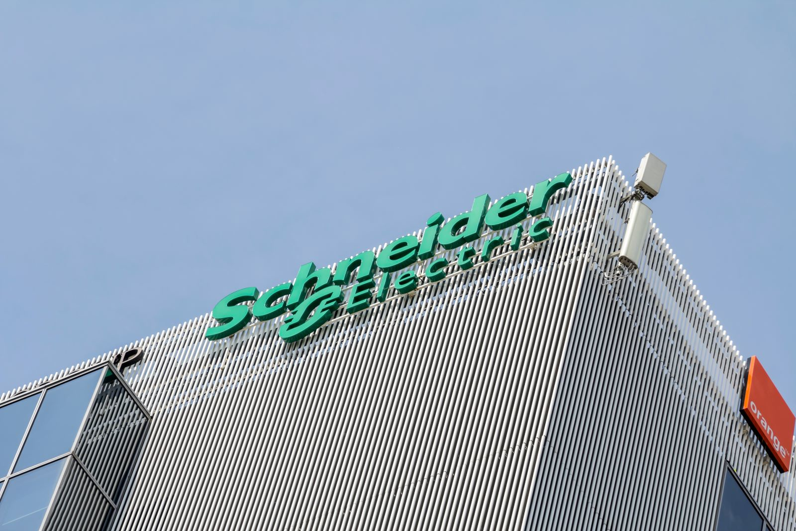 Schneider Electric Opens Low And Medium Voltage Products Plant In Texas 6542a81493a7e