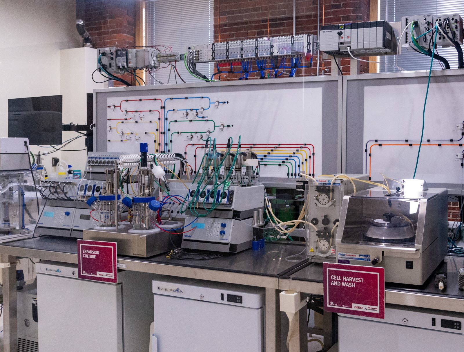 The BioFabUSA human tissue foundry at the Advanced Regenerative Manufacturing Institute (ARMI) in Manchester, N.H., is automated with Rockwell Automation technology and was a tour destination of industry media in Boston this week for Automation Fair 2023.