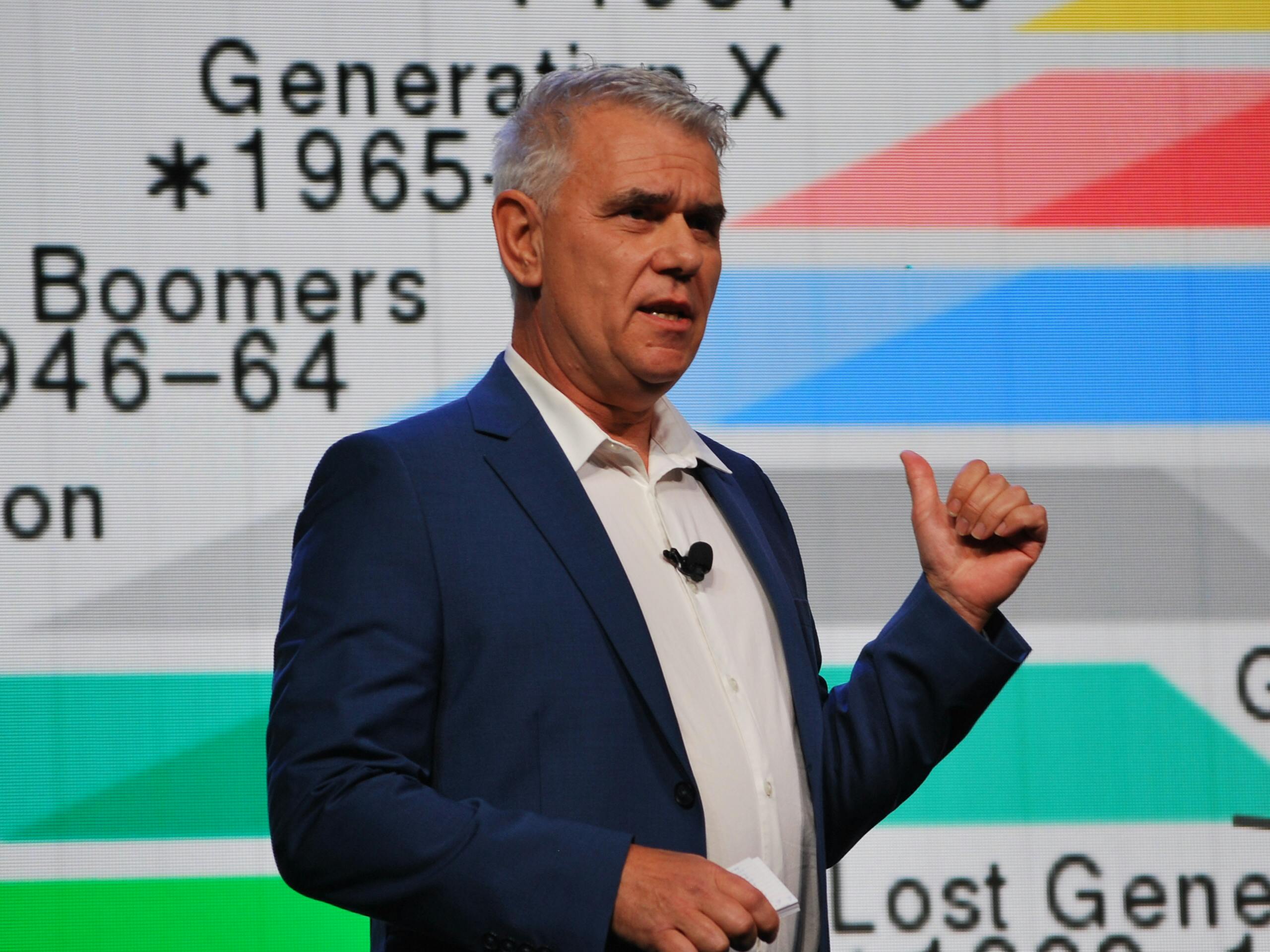 67211a72bb24ca190da08be2 Peter Kwaspen Shell