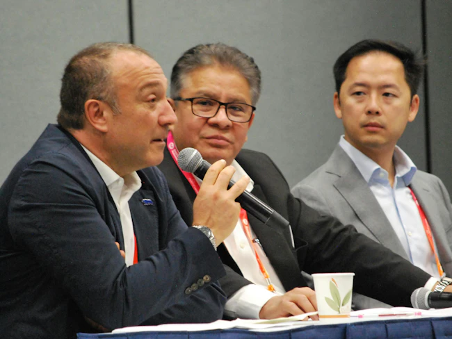 Gaetano Cantalupo, vice president of manufacturing, Lucid USA (left); Hugo Beltran, former associate chief engineer, Honda Development and Manufacturing of America (center); and Yin Yeh (right), executive director, Volta Foundation