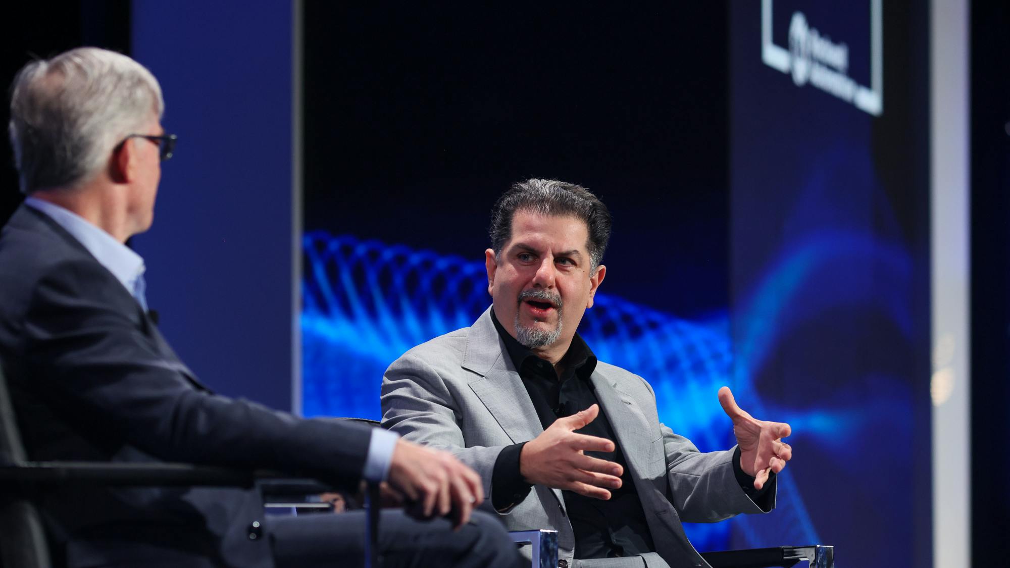 673f8287a2e2a3560c1aa130 Af24keynotesblakemoretrevlebarediandb39036