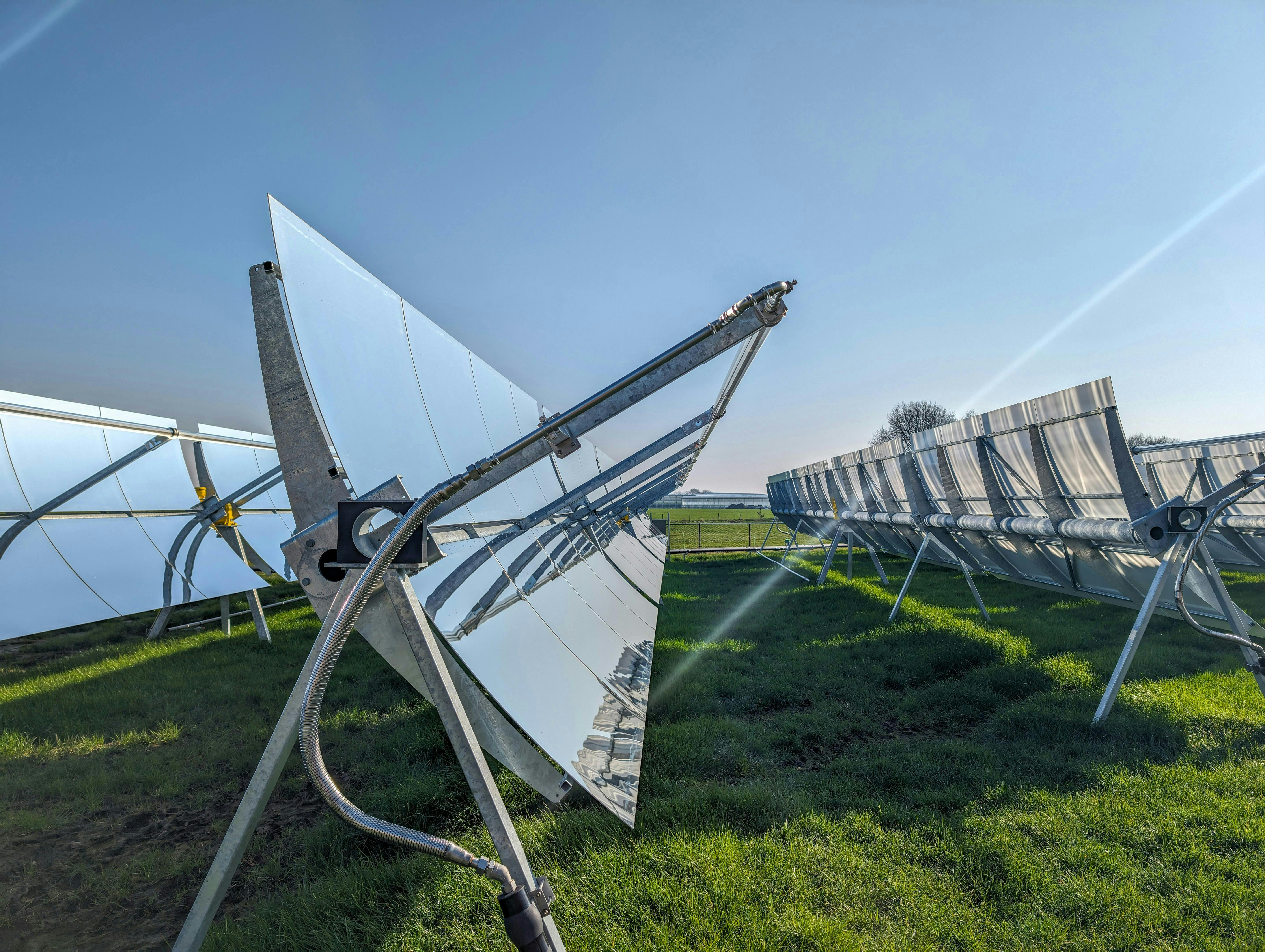 Figure 2: Suncom CST systems rely on patented mechanical technologies and advanced Emerson industrial PCs and HMI/SCADA software to deliver optimal performance.