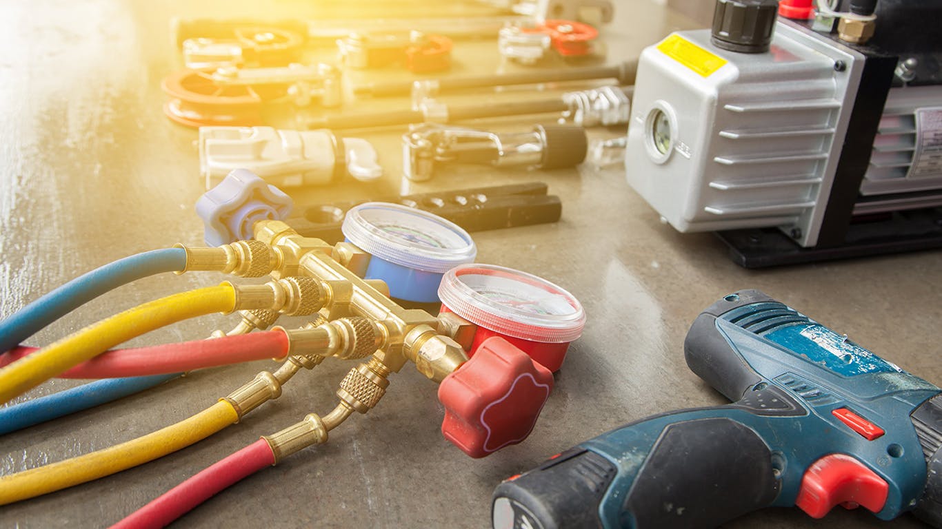 dreamstime_xxl_102941060